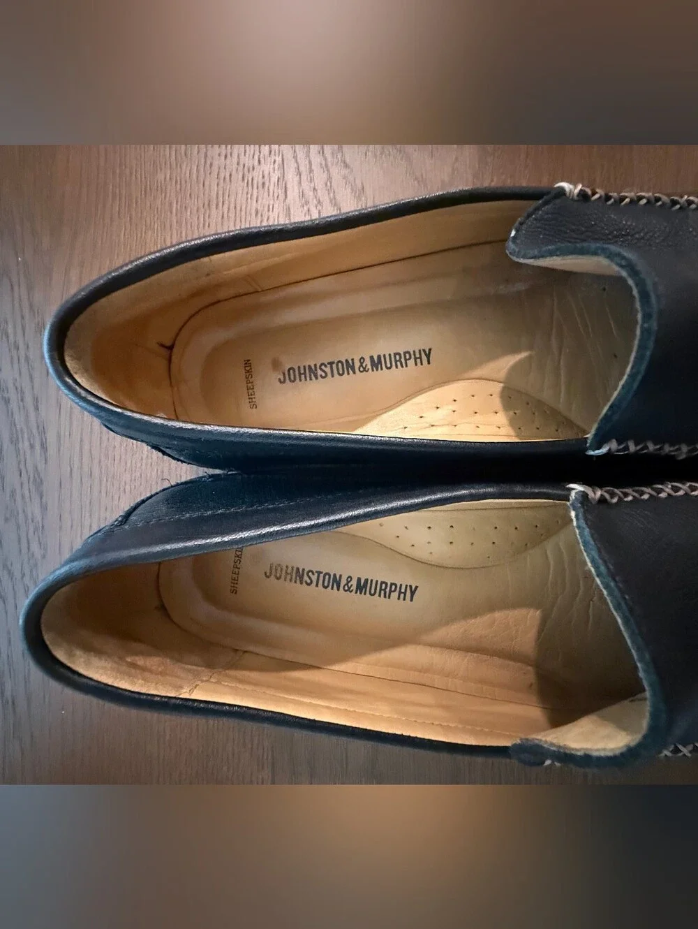 Johnston & Murphy Black Sheepskin Loafers Size 9